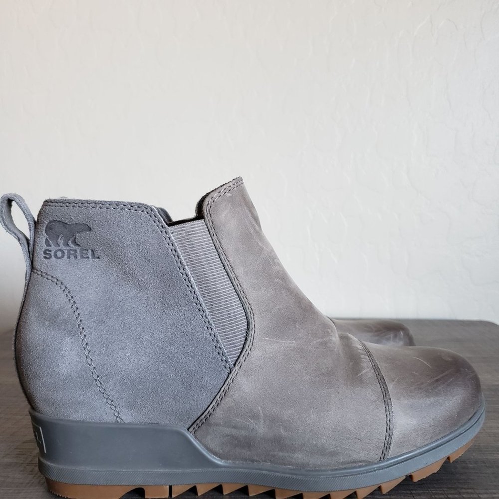 Sorel Evie Pull-On Ankle Boots Distressed Leather Waterproof Quarry/Gum Size 8.5